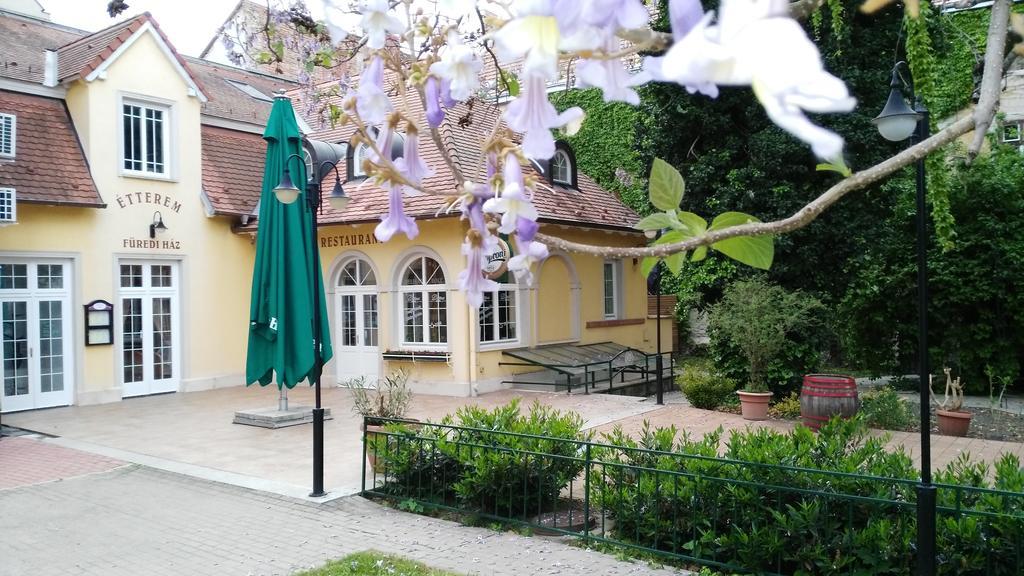 Fueredi Haz Apartman Apartment Sopron Luaran gambar