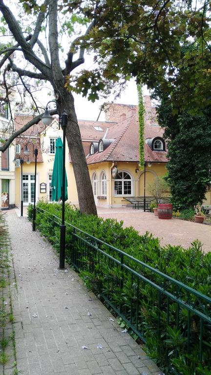 Fueredi Haz Apartman Apartment Sopron Luaran gambar